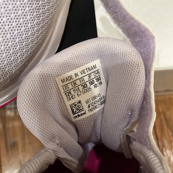 Girls, Adidas Running Shoes, Great Conditions, Lilac, Pink Sole, Velcro. - Picture 3 of 5
